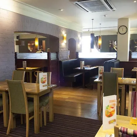 Premier Premier / Bradford Airport מלון לידס