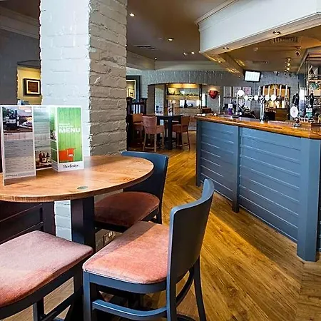 Premier / Bradford Airport Leeds (West Yorkshire)