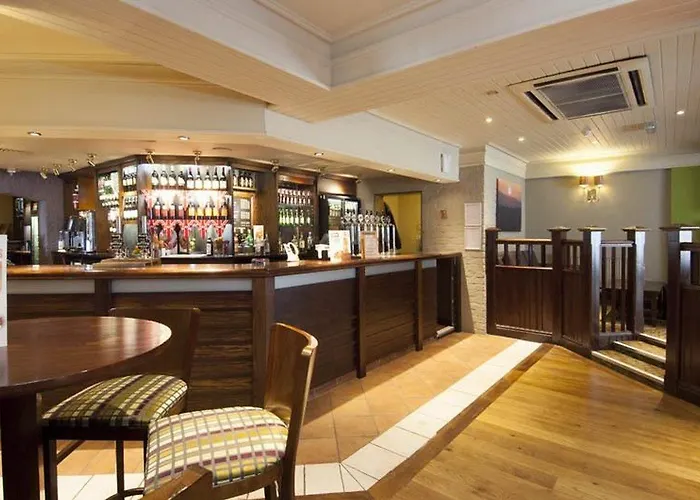 Premier / Bradford Airport Leeds (West Yorkshire)