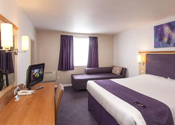 Premier / Bradford Airport Hotel